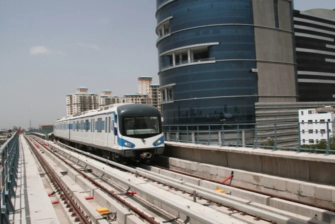 This image has an empty alt attribute; its file name is Gurgaon-Metro.jpg